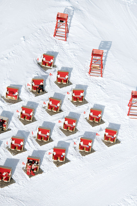 Product image for Paradiso Ski Club St. Moritz